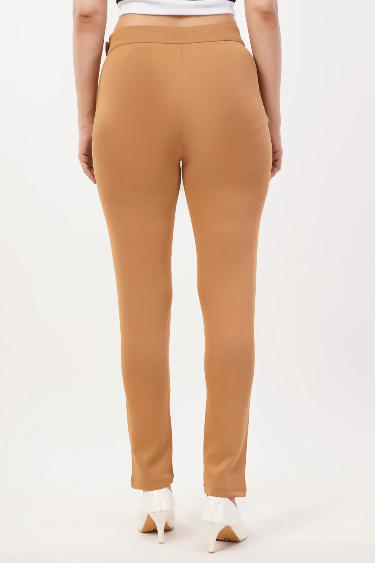 Regular Fit High Rise Trouser In Mud Brown